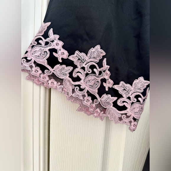 NWT Agent Provocateur 100% Silk Darina Dressing Gown Black Robe Luxury Lingerie - Picture 12 of 17